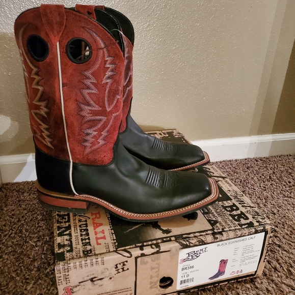Other - Justin Mens Cowboy Boots Bent Rail size 11D